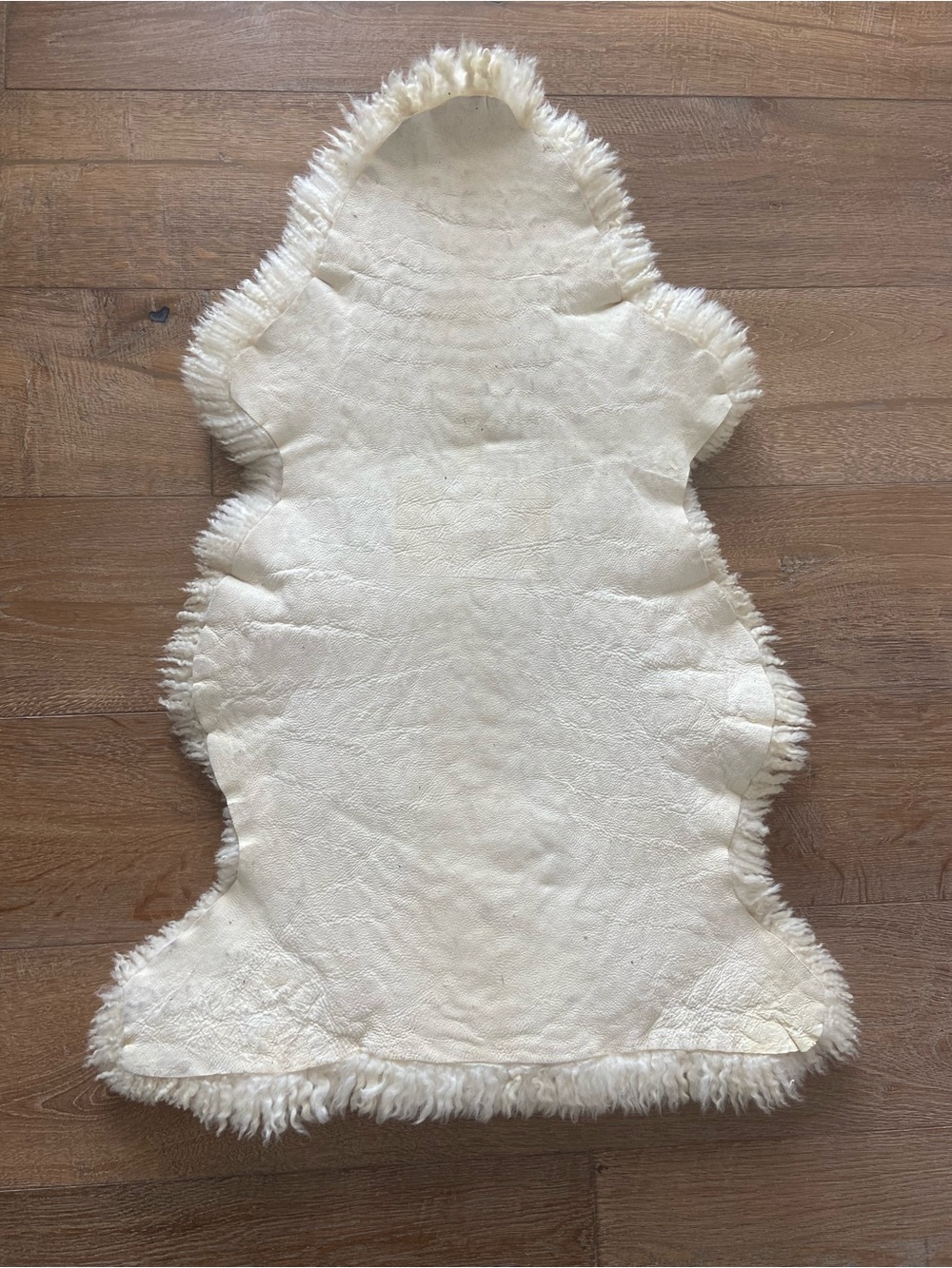 Sheepskin Rug 36”x21” - Picture 5 of 6